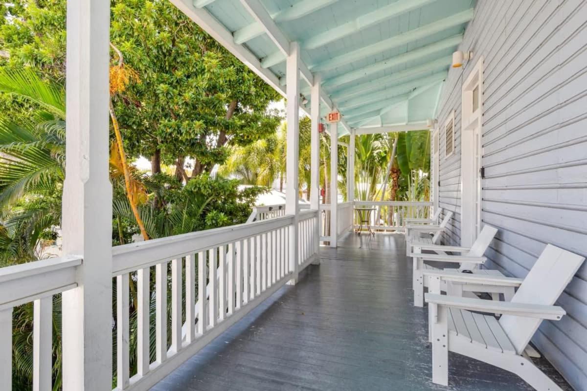 Duval Corner Villa Key West Exterior photo